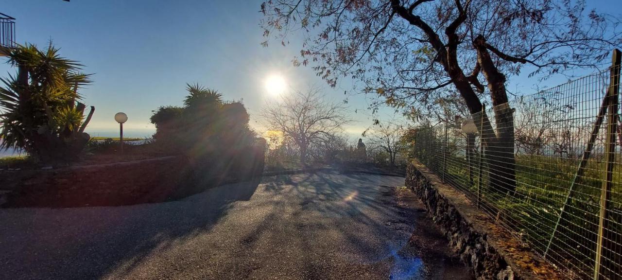 Villa Elena มาสคาลิ ภายนอก รูปภาพ